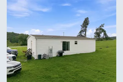 1140 State Route 711, Donegal, PA 15687 - Photo 22
