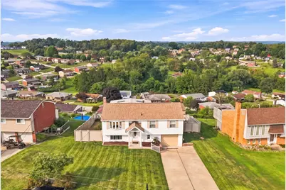 422 Highland Dr, Elizabeth Twp/Boro, PA 15037 - Photo 4