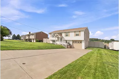 422 Highland Dr, Elizabeth Twp/Boro, PA 15037 - Photo 6