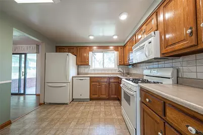 704 Limestone Drive, Pittsburgh, PA 15101 - Photo 16