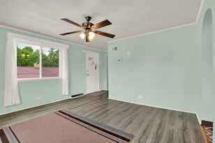 843 Main St, Vanderbilt, PA 15486 - Photo 12