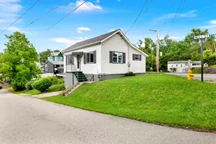 843 Main St, Vanderbilt, PA 15486 - Photo 4