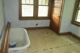 715 Greensburg Pike, North Versailles, PA 15137 - Photo 6