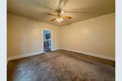 438 Glenwood Dr, Ambridge, PA 15003 - Photo 14