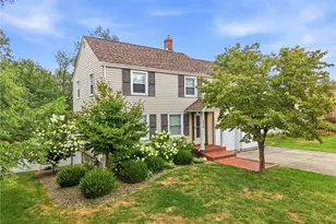 274 S Oakdale Ave, Hermitage, PA 16148 - Photo 1