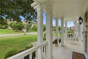 214 Thornwood Ct, Moon/Crescent Twp, PA 15108 - Photo 8
