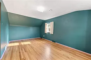 1276 Raven Dr, Scott Township, PA 15243 - Photo 16