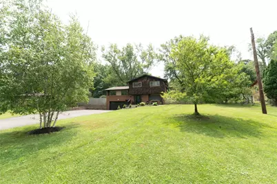 615 Greenspring Dr, Richland, PA 15044 - Photo 2