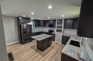 718 W Pittsburgh St, Greensburg, PA 15601 - Photo 16