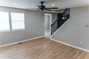 718 W Pittsburgh St, Greensburg, PA 15601 - Photo 8