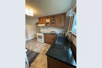 1738 Raymond Ave, Latrobe, PA 15650 - Photo 4