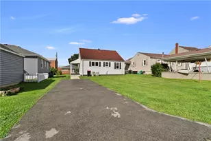 1738 Raymond Ave, Latrobe, PA 15650 - Photo 22