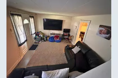 1045 Pennsylvania Ave., Clairton, PA 15025 - Photo 14