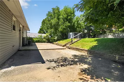 1329 New York Ave, Port Vue, PA 15133 - Photo 10