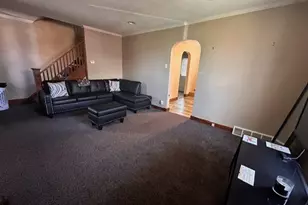 1019 Pennsylvania Ave, Clairton, PA 15025 - Photo 2