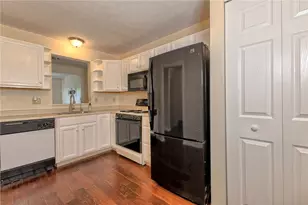 112 Winston Way, Greensburg, PA 15601 - Photo 12