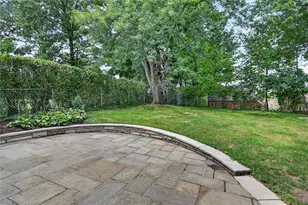 529 Hillcrest Pl, Pittsburgh, PA 15216 - Photo 42