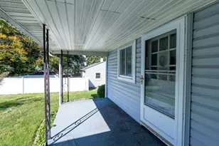 1923 Rhode Island Ave, Hopewell Township, PA 15001 - Photo 6