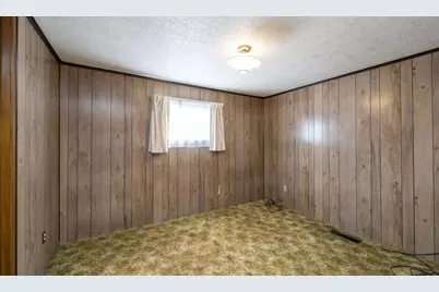 1923 Rhode Island Avenue, Hopewell Township, PA 15001 - Photo 24