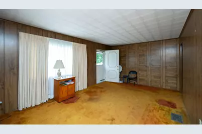 1923 Rhode Island Avenue, Hopewell Township, PA 15001 - Photo 10