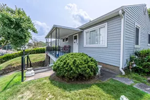 1923 Rhode Island Ave, Hopewell Township, PA 15001 - Photo 6