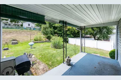 1923 Rhode Island Avenue, Hopewell Township, PA 15001 - Photo 10