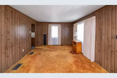 1923 Rhode Island Avenue, Hopewell Township, PA 15001 - Photo 14