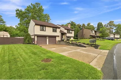 2890 Amy Drive, South Park, PA 15129 - Photo 4