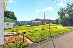 698 High St, California, PA 15419 - Photo 14