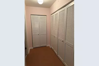 1500 Cochran Road #515, Scott Township, PA 15243 - Photo 6