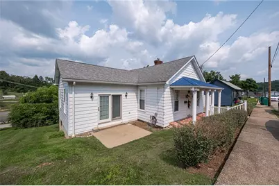 15 Florence Ave, Burgettstown Boro, PA 15021 - Photo 2