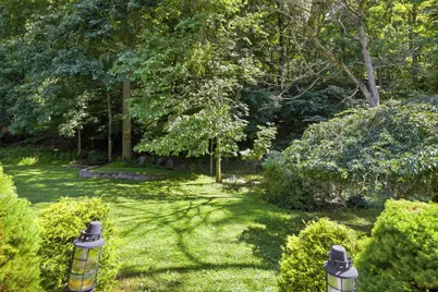 297 Commons Drive, Oakmont, PA 15139 - Photo 8