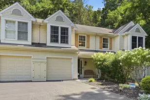 297 Commons Dr, Oakmont, PA 15139 - Photo 2
