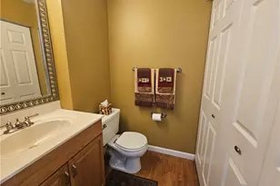 759 Sunset Cir, Cranberry Township, PA 16066 - Photo 16