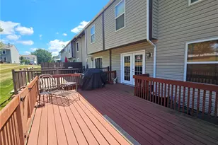 759 Sunset Cir, Cranberry Township, PA 16066 - Photo 4