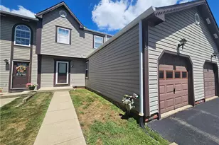 759 Sunset Cir, Cranberry Township, PA 16066 - Photo 2