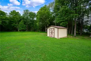 407 N Liberty Rd, Liberty Township, PA 16127 - Photo 36