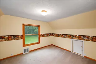 407 N Liberty Rd, Liberty Township, PA 16127 - Photo 26