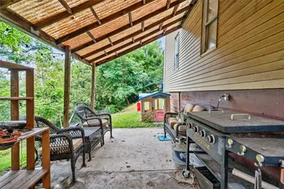 751 Sixth St, Pitcairn, PA 15140 - Photo 22