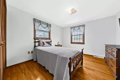 1249 Cairn Dr, Bethel Park, PA 15102 - Photo 20