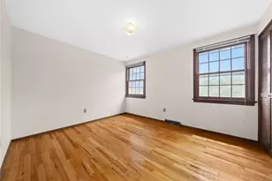 1249 Cairn Dr, Bethel Park, PA 15102 - Photo 22