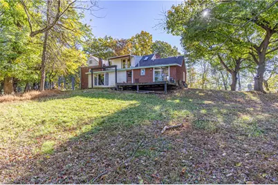 2035 Aurora Dr, New Kensington, PA 15068 - Photo 2