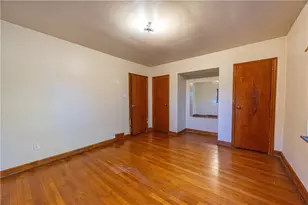 2035 Aurora Dr, New Kensington, PA 15068 - Photo 18