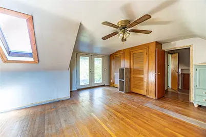 2035 Aurora Dr, New Kensington, PA 15068 - Photo 12