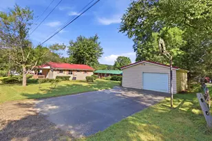 23430 Arrow Dr, Bloomfield Twp, PA 16438 - Photo 2