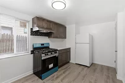 655 Mayville Avenue, Pittsburgh, PA 15226 - Photo 10