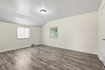 655 Mayville Avenue, Pittsburgh, PA 15226 - Photo 14