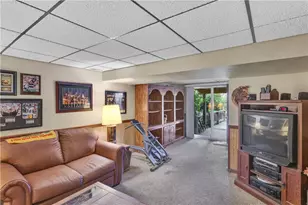 413 Springwood, Verona, PA 15147 - Photo 28