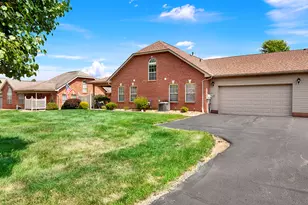 2102 Lake View Dr Dr, Rostraver, PA 15012 - Photo 2