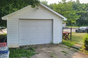 812 Marion Rd, White Township, PA 15701 - Photo 16